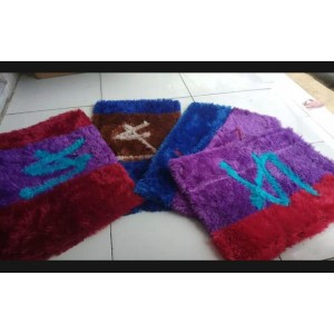 Keset Lantai/Keset Bulu Rasfur /Keset Love Lembut Dan Tebal Murah( Ukuran 60x40 cm )